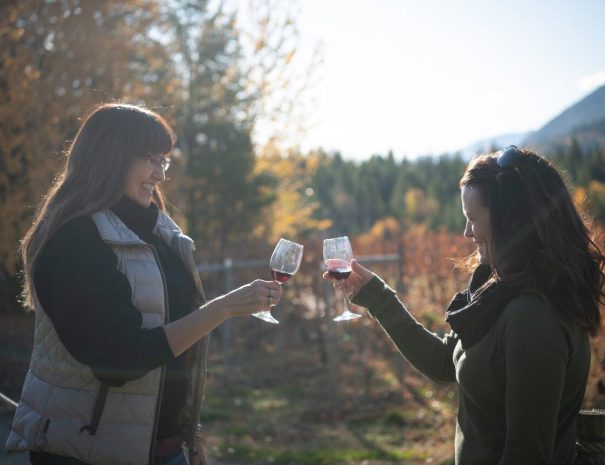Wine tours tasting wineries Shuswap North Okanagan BC